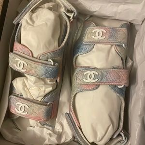 Chanel sandals size 42 brand new in the box